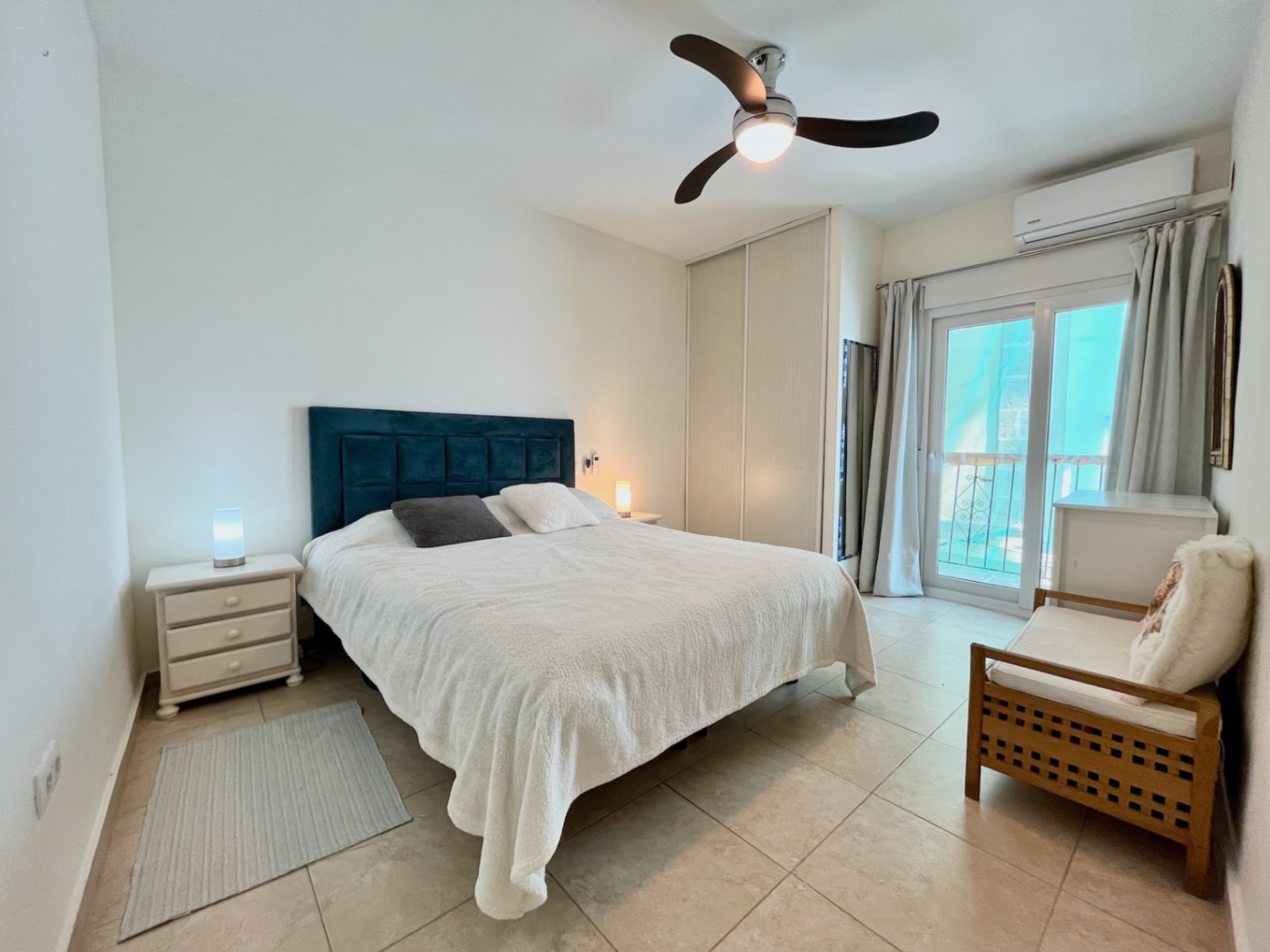 460906 - Amplio apartamento reformado de 4 dormitorios en Jávea centro
