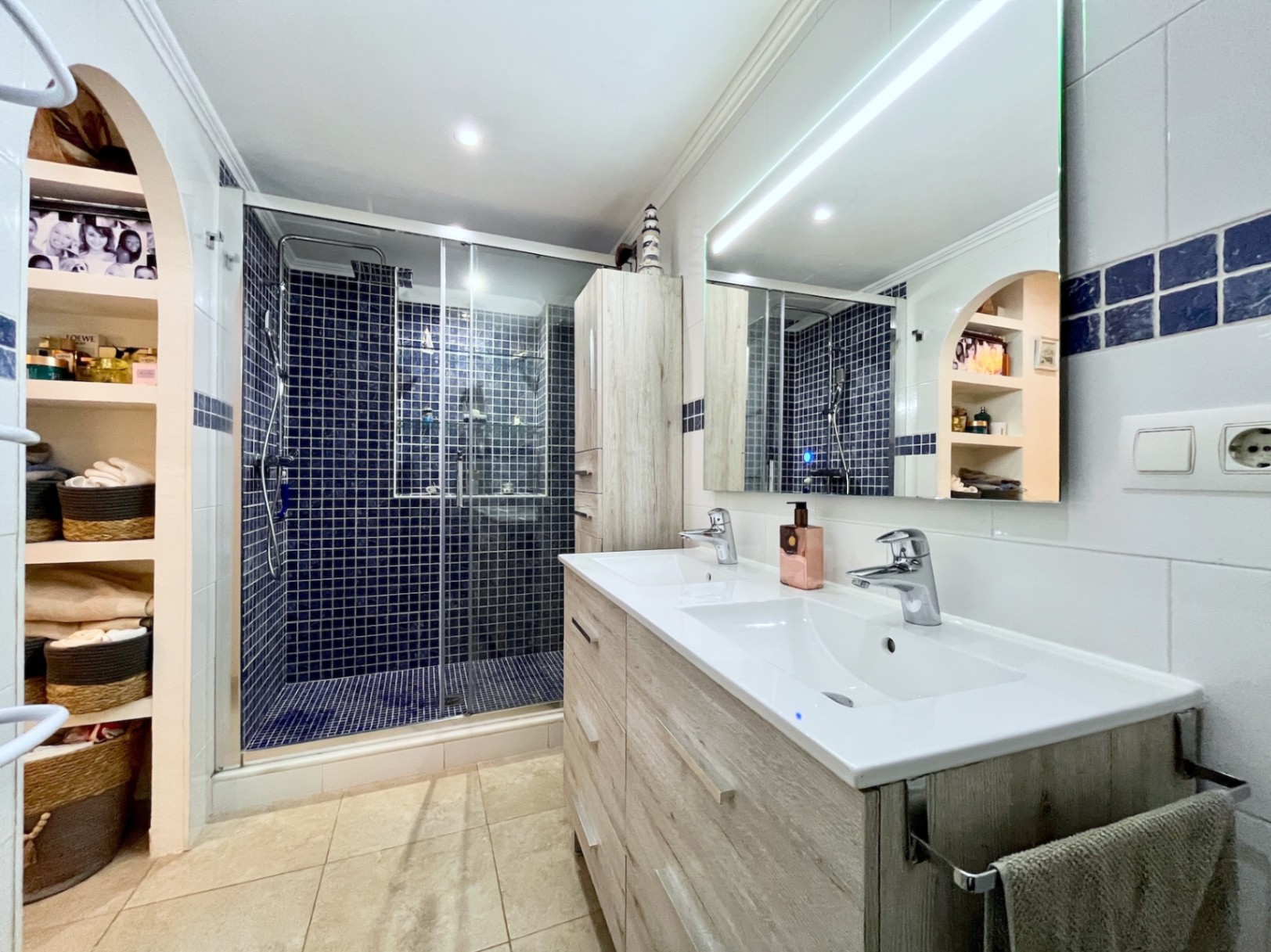460906 - Amplio apartamento reformado de 4 dormitorios en Jávea centro