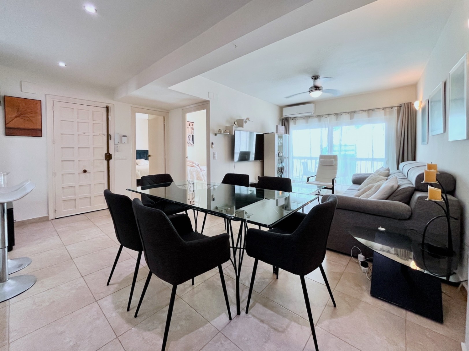 460906 - Amplio apartamento reformado de 4 dormitorios en Jávea centro