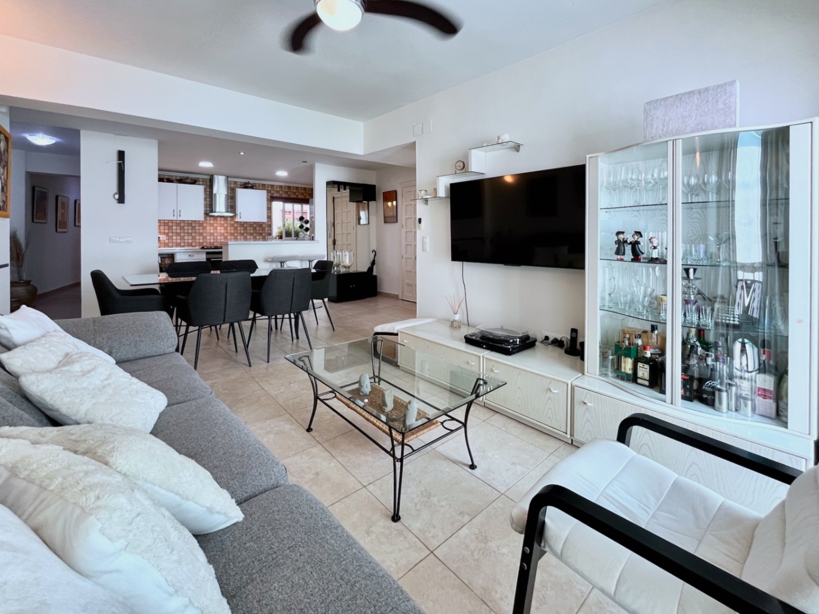 460906 - Amplio apartamento reformado de 4 dormitorios en Jávea centro