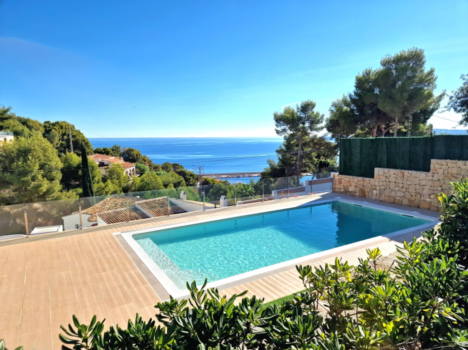alq-jav - Mietvilla mit Meerblick in Javea, nah dem Hafen.